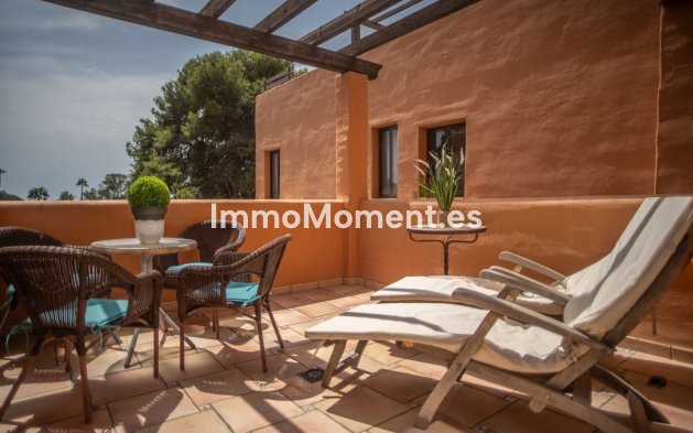 Resale - Apartment - Estepona - Cancelada