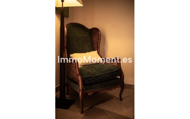 Resale - Apartment - Estepona - Cancelada