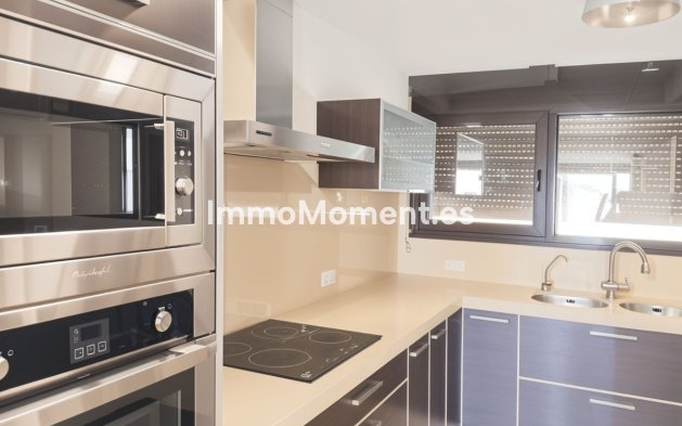 Reventa - Apartamento - Estepona  - Estepona Centro