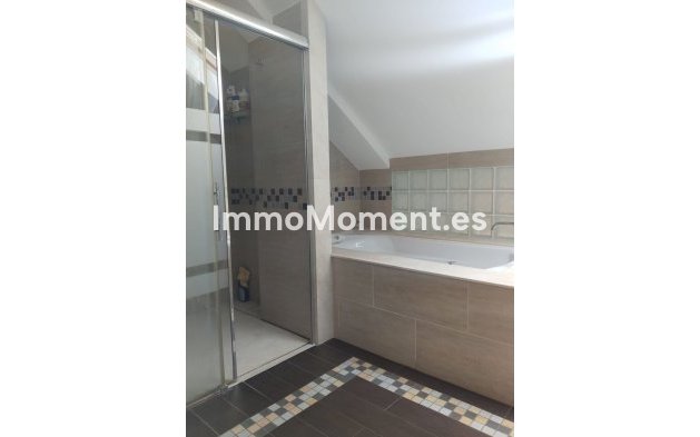 Reventa - Apartamento - Estepona  - Estepona Centro