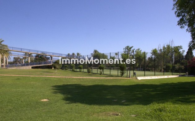 Reventa - Apartamento - Estepona  - Estepona Centro