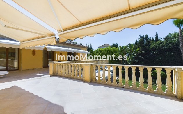 Resale - Villa - Marbella - Nueva Andalucía