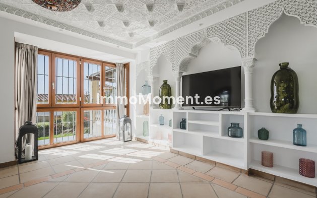 Bestaande woning - Villa - Estepona  - Estepona Centro