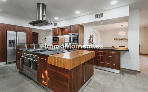 Bestaande woning - Villa - Estepona  - Estepona Centro