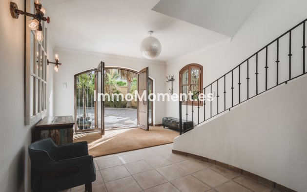Bestaande woning - Villa - Estepona  - Estepona Centro