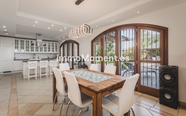 Bestaande woning - Villa - Estepona  - Estepona Centro