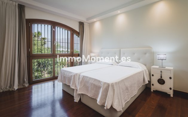 Bestaande woning - Villa - Estepona  - Estepona Centro