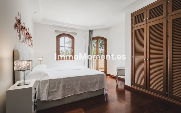 Bestaande woning - Villa - Estepona  - Estepona Centro