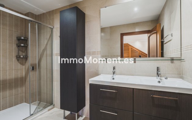 Bestaande woning - Villa - Estepona  - Estepona Centro