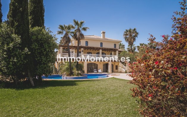 Bestaande woning - Villa - Estepona  - Estepona Centro