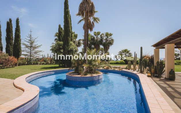 Bestaande woning - Villa - Estepona  - Estepona Centro