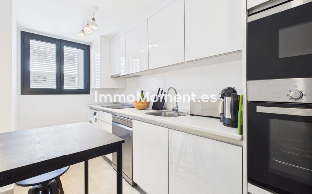 Bestaande woning - Appartement - Estepona  - Estepona Centro