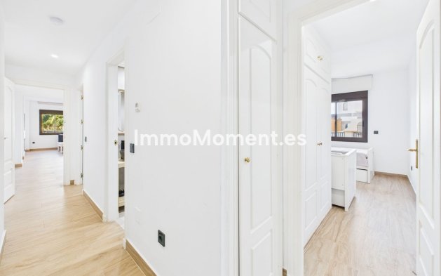 Revente - Appartement - Manilva - La Duquesa