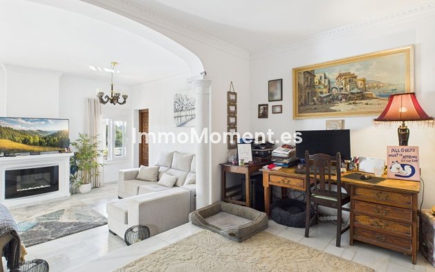 Revente - Villa - Estepona  - Estepona Centro