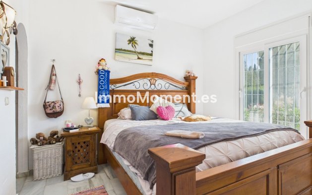 Revente - Villa - Estepona  - Estepona Centro