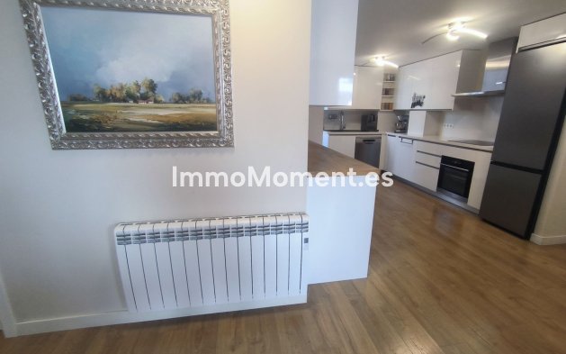 Wiederverkauf - Wohnung - Estepona  - Estepona Centro