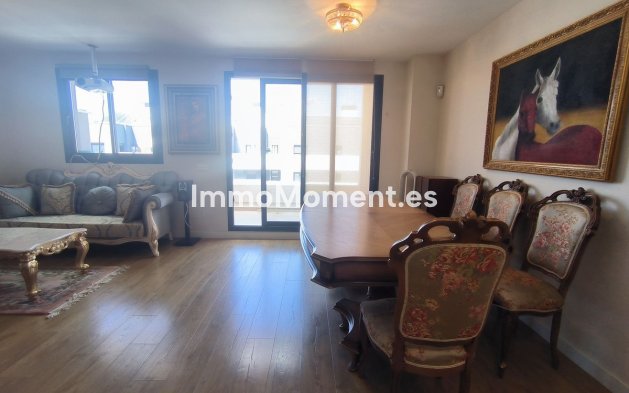 Wiederverkauf - Wohnung - Estepona  - Estepona Centro