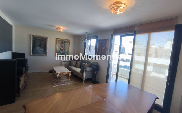 Wiederverkauf - Wohnung - Estepona  - Estepona Centro