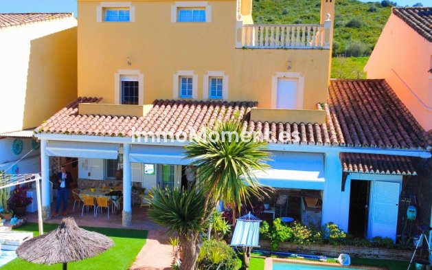 Resale - Villa - Casares - Casares Centro