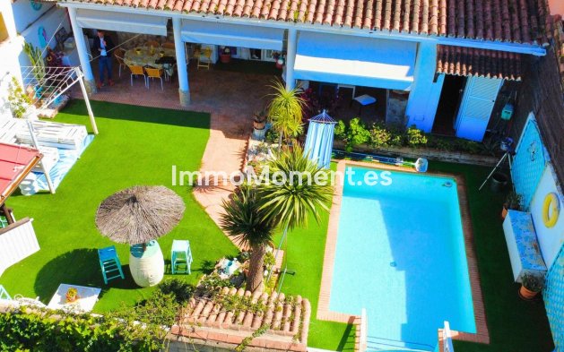 Resale - Villa - Casares - Casares Centro