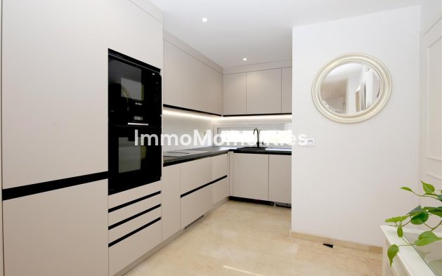 Wiederverkauf - Wohnung - Estepona  - Estepona Centro