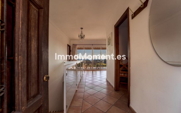 Bestaande woning - Villa - Estepona  - Estepona Centro
