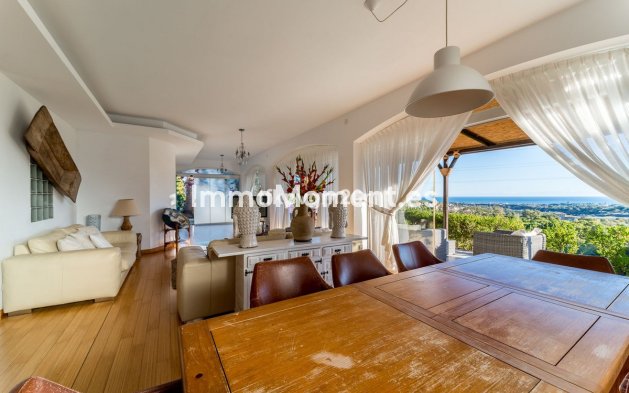 Bestaande woning - Villa - Estepona  - Estepona Centro