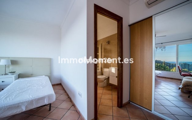 Bestaande woning - Villa - Estepona  - Estepona Centro