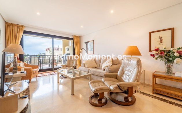Resale - Apartment - Benahavís - Los Arqueros