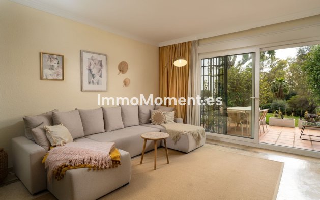 Revente - Maison mitoyenne - Estepona  - Atalaya