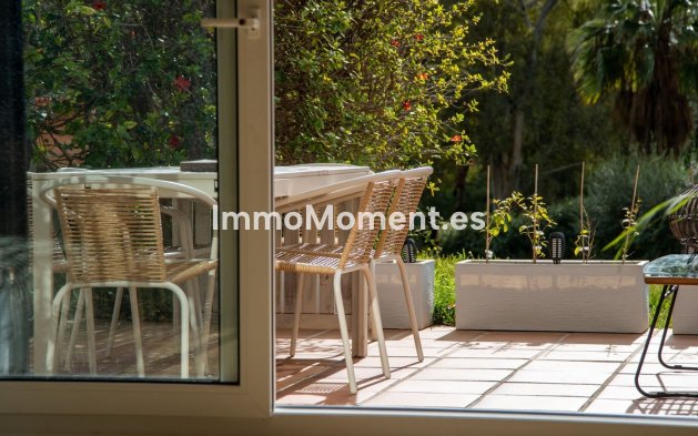 Revente - Maison mitoyenne - Estepona  - Atalaya