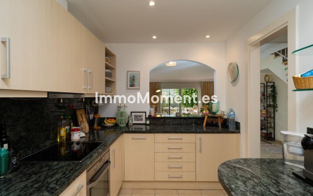 Revente - Maison mitoyenne - Estepona  - Atalaya