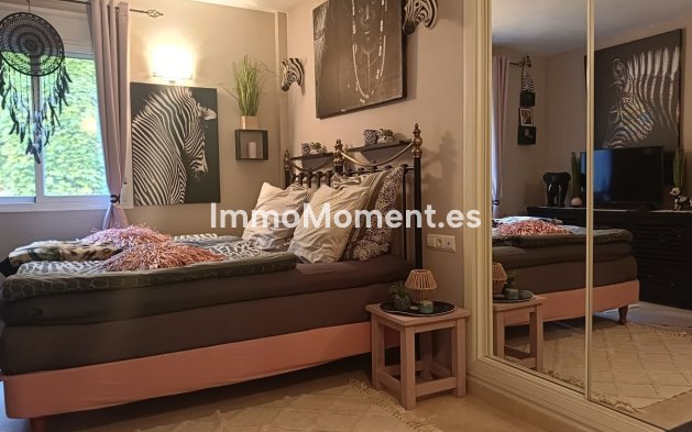 Resale - Apartment - Mijas - Calahonda