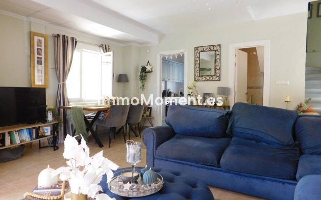 Wiederverkauf - Villa - Orihuela - Villamartin