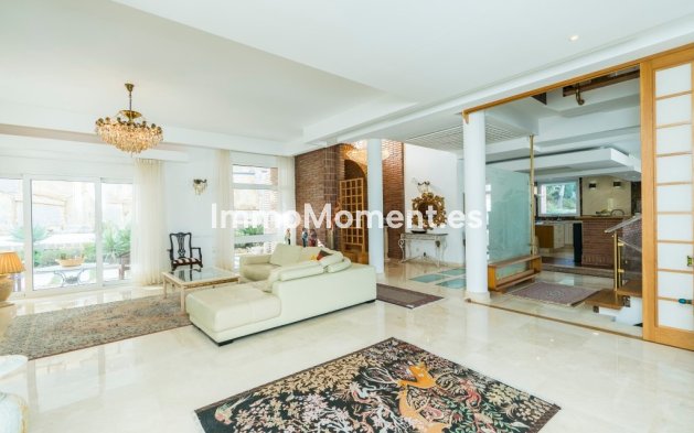 Wiederverkauf - Villa - Marbella - La Mairena