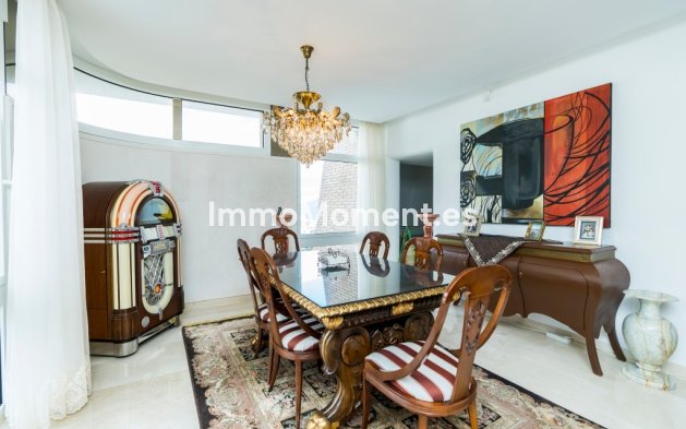 Wiederverkauf - Villa - Marbella - La Mairena