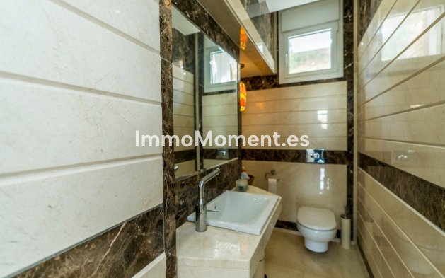 Wiederverkauf - Villa - Marbella - La Mairena