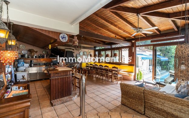 Wiederverkauf - Villa - Marbella - Marbesa