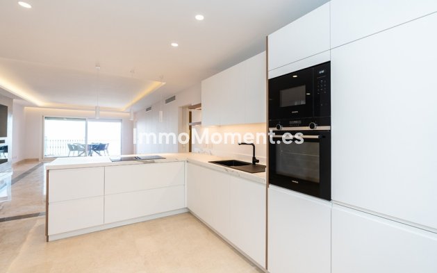 Reventa - Apartamento - Marbella - La Mairena