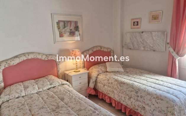 Resale - Apartment - Marbella - Costabella