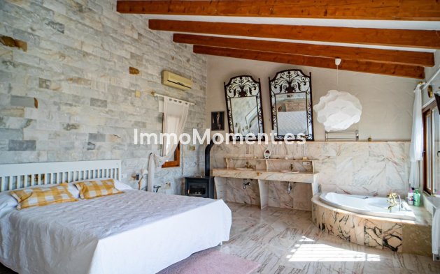 Resale - Villa - Benissa - Benissa Centro