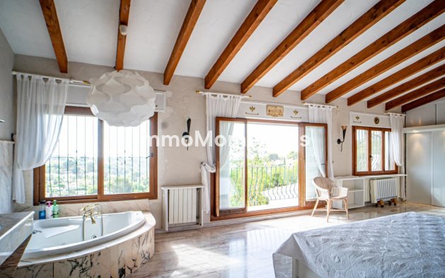 Resale - Villa - Benissa - Benissa Centro