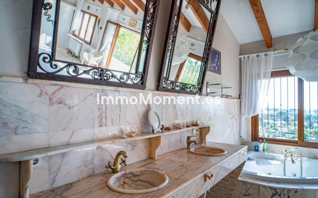 Resale - Villa - Benissa - Benissa Centro