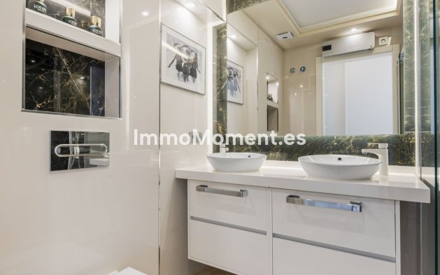 Wiederverkauf - Wohnung - Estepona  - Selwo