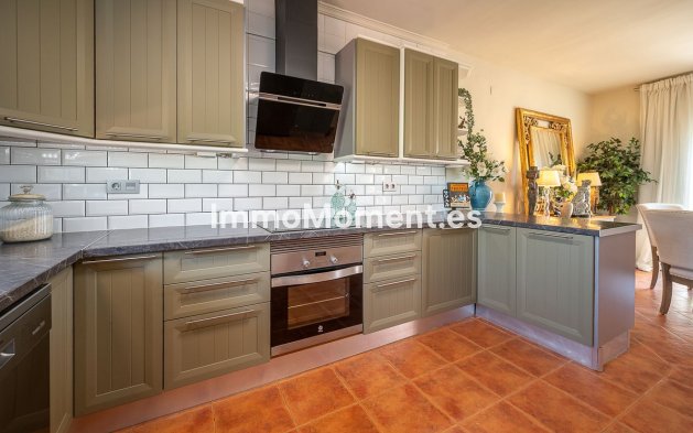 Revente - Villa - Intérieur                       - Coín