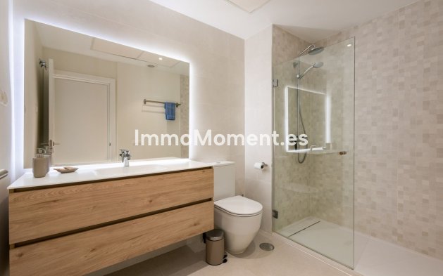 Wiederverkauf - Wohnung - Estepona  - Estepona Centro