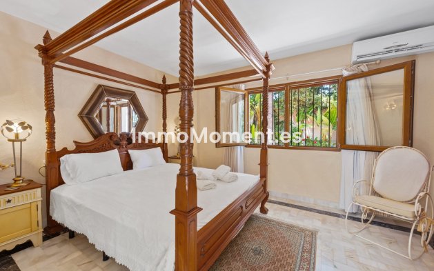 Revente - Villa - Estepona  - Estepona Centro