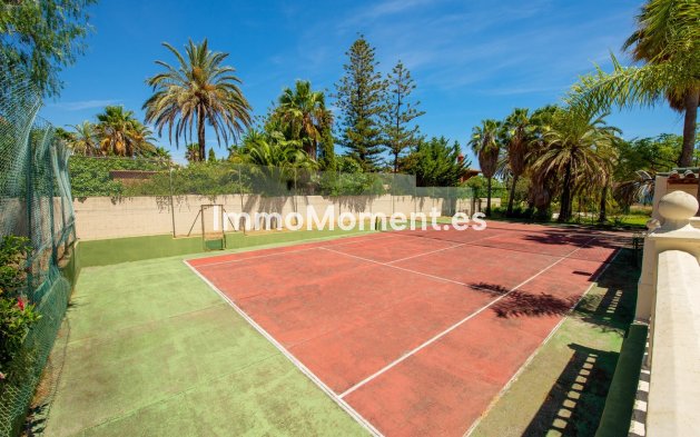 Revente - Villa - Estepona  - Estepona Centro