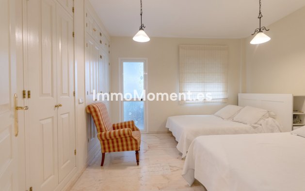 Bestaande woning - Appartement - Estepona  - Estepona Centro