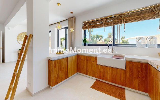 Bestaande woning - Villa - Estepona  - Estepona Centro